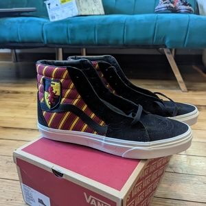Harry Potter Gryffindor Sk8-hi vans 11.5